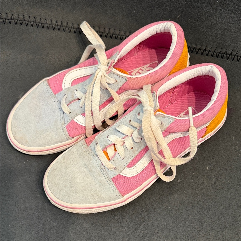 Vans Pink, Gray & Yellow Low-Top Skate Sneakers like New 2.5